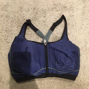 VS sports bra